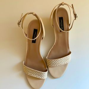 Ann Taylor Strap Sandals Tan/White Size 7.5